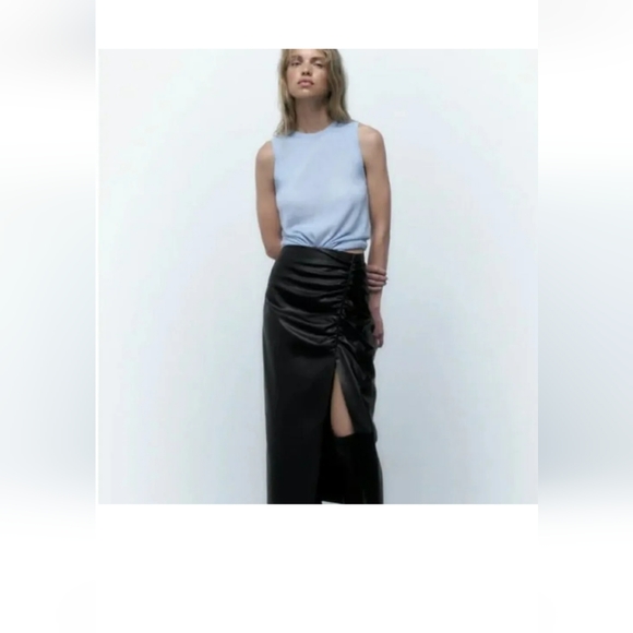 Zara Womens Black Faux Leather Ruched Pencil Skirt Size XXL - Picture 2 of 4